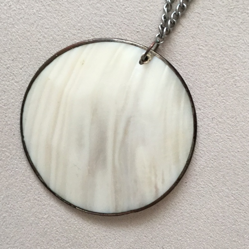 Ivory Tortoise Shell Necklace - Picture 2 of 2